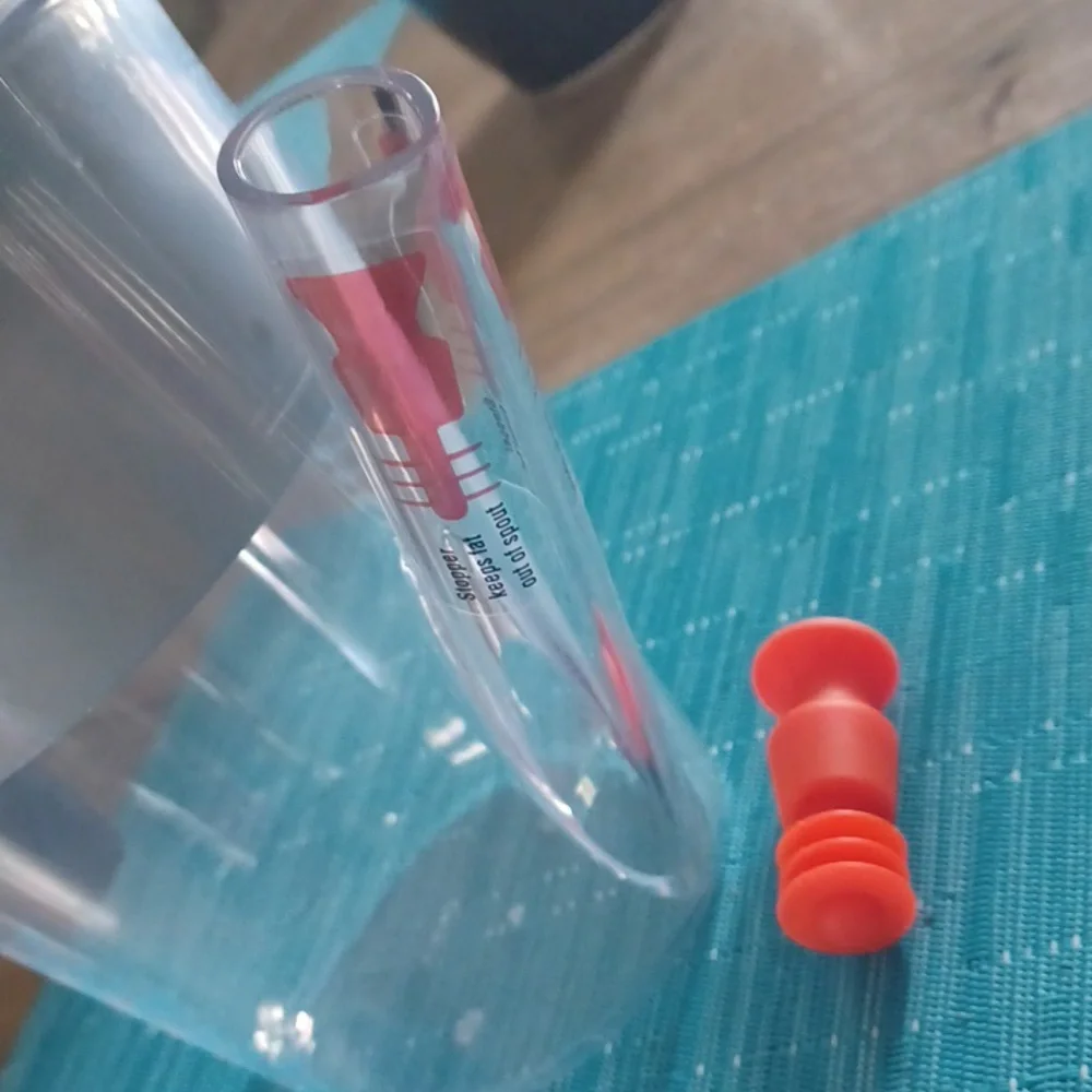 OXO gravy separator measuring cup - Picture 2 of 3